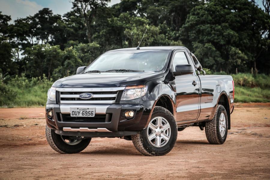  Ford Ranger Single Cab XLS 2012 года  (BR) (фото 3 из 4)